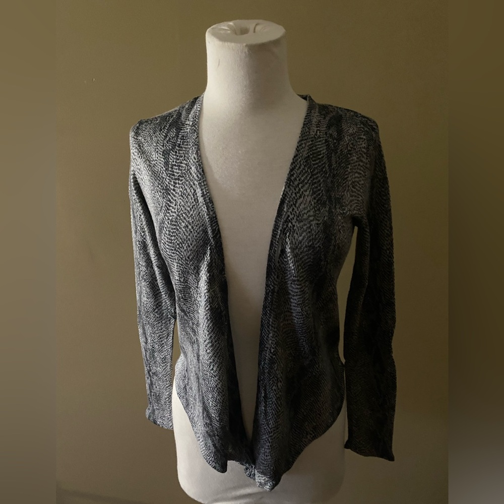 Tristan Cardigan - Women Size Small